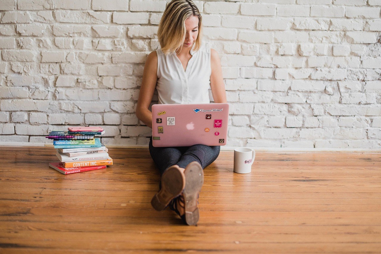 E-commerce websites - purpose and how they can improve business